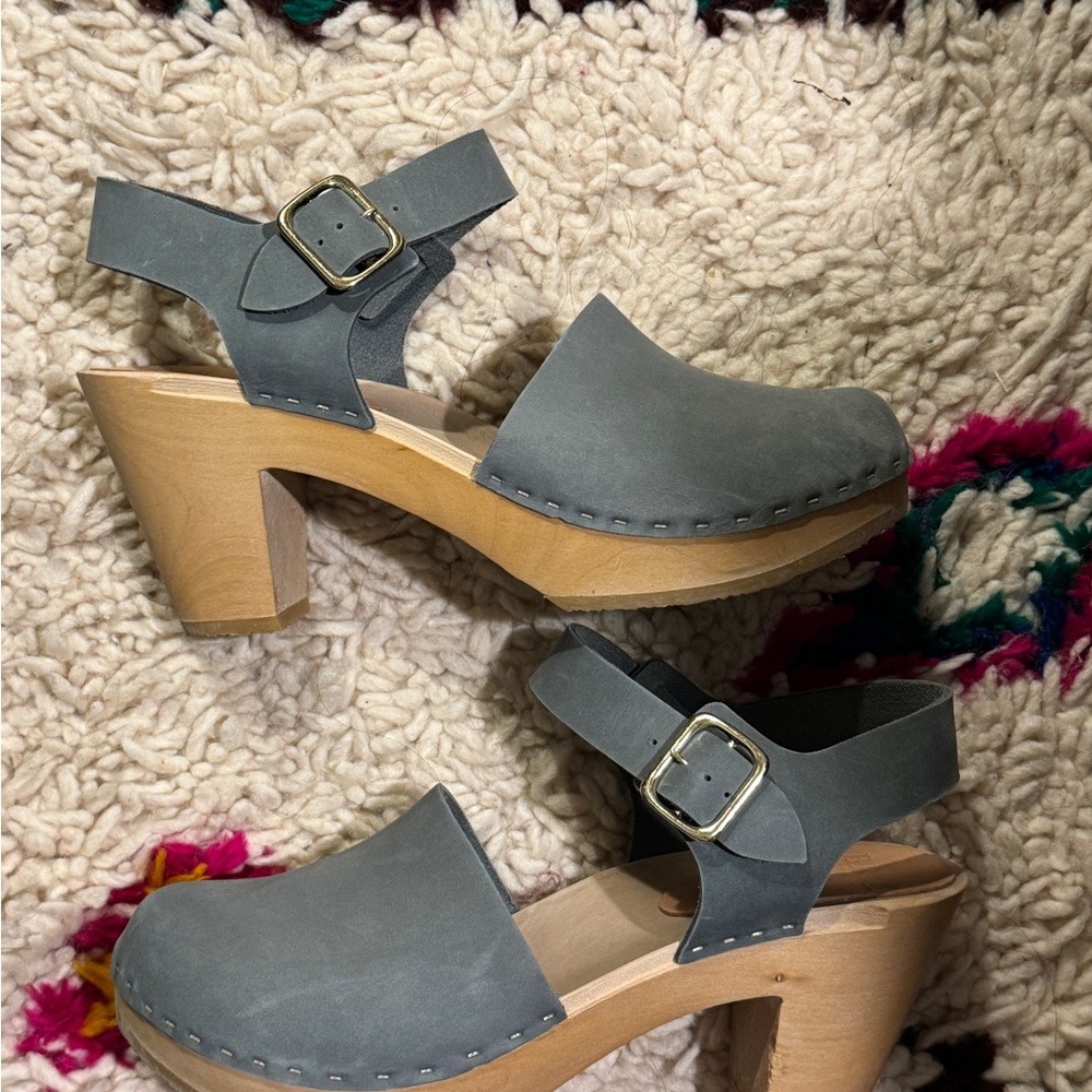 Bryr Clogs Emma in Agave - Picture 2 of 4